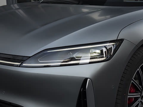 2025�� ��� �����۷��