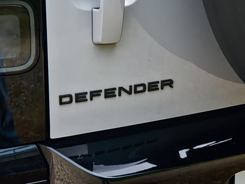 2026�� 110 3.0T X-Dynamic HSE