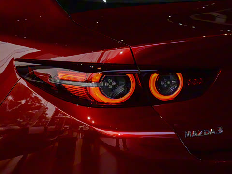 2025�� 2.0L �Զ������