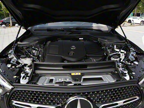 2026�� GLC 260 4MATIC ����SUV