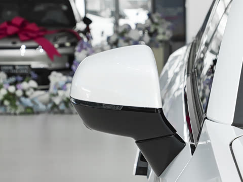 2026�� 2.0T ����̽����Ultra