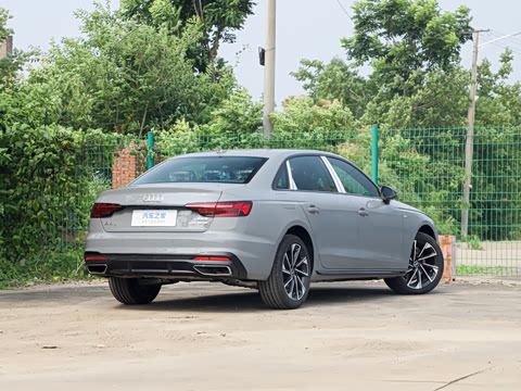 2026�� 200���������� 40 TFSI ����������