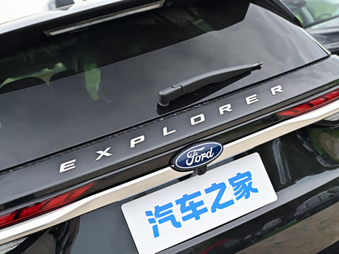 2027�� 2.3T EcoBoost ��������plus�� 7��