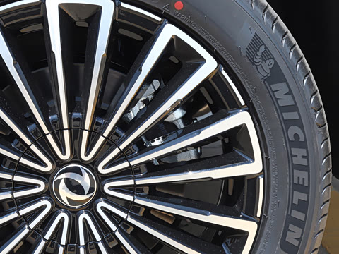 2025�� 185KM�����