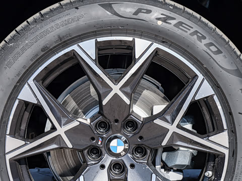 2026�� xDrive25L M�˶���ҹ��װ