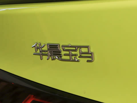 2026�� M235L
