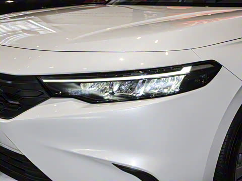 2025�� 240TURBO �ֶ����ٰ�