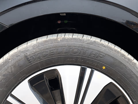 2026�� EM-i 235km ̽��+��
