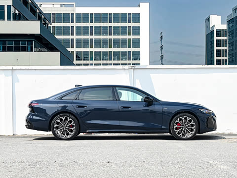 2026�� 2.0T quattro ������	