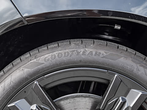 2025�� M50 xDrive