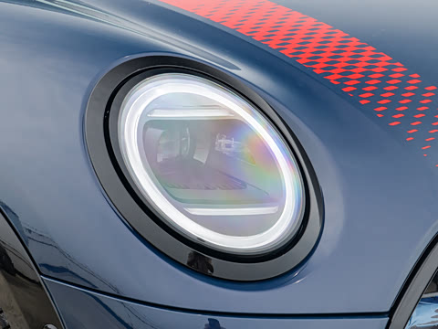 2025�� JOHN COOPER WORKS