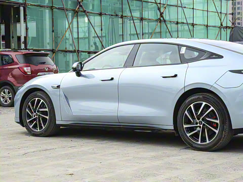 2025�� ���� Plus ��������