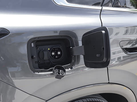 2025�� 185KM�����