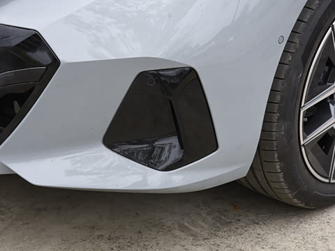 2024�� 530i ������ M�˶���װ