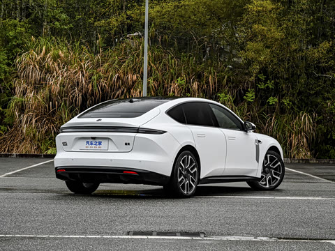 2026�� ��Ȼ�澳�� 100kWh 