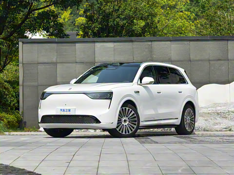 2025�� ���� Max+ ������������ 