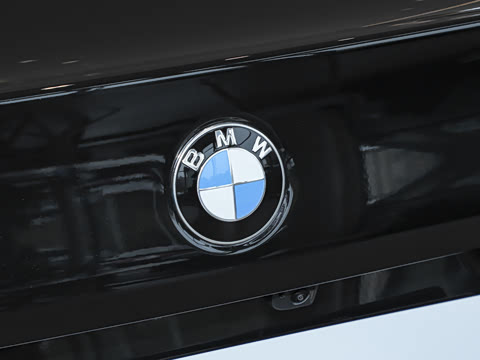 2026�� �Ŀ� 530Li xDrive M�˶���װ