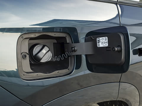 2027�� 2.0T �Զ�����������