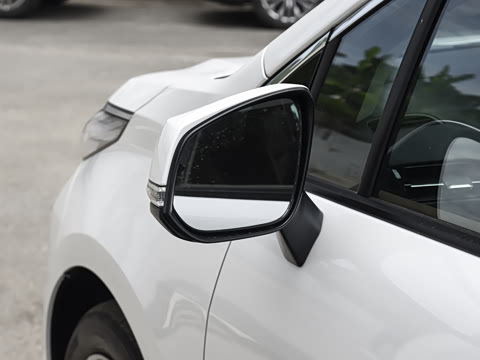 2027�� 2.5L ˫��������������