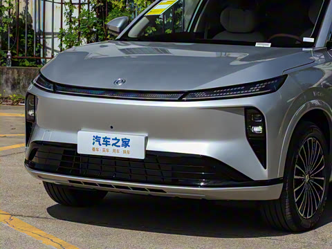 2025�� 185KM�����