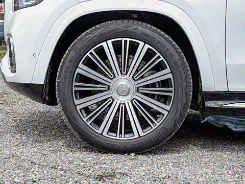 2025�� GLS 480 4MATIC