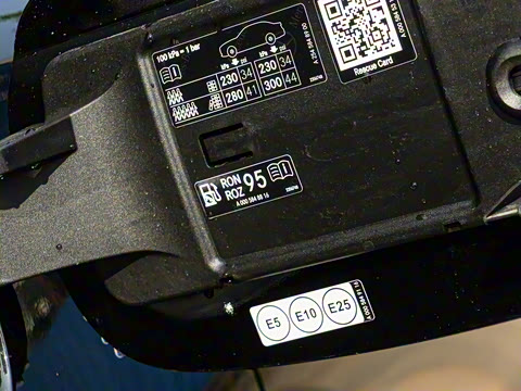 2026�� GLC 260 L 4MATIC ������