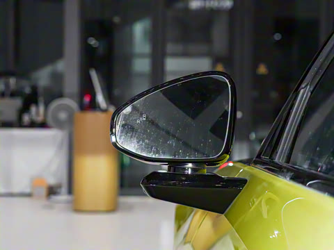 2025�� 702 ������ Ultra