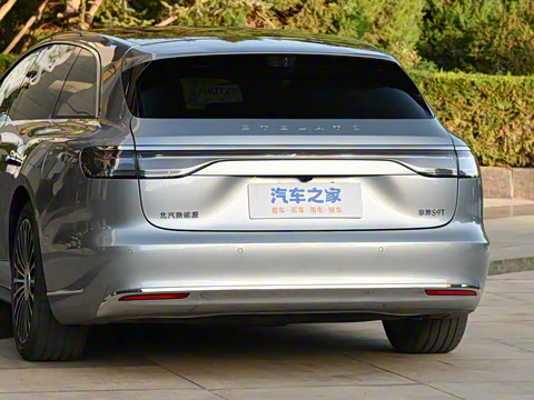 2025�� ���� Ultra��������