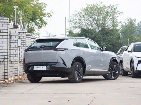 2025�� ����200 Pro