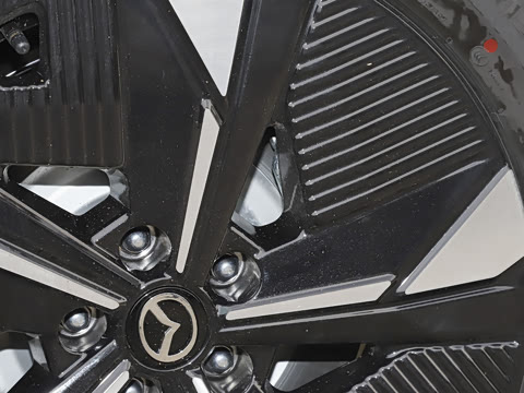 2025�� ����200 Pro