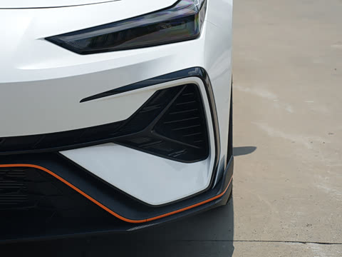 2025�� ������ 2.0T ������