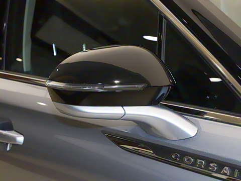 2025�� 2.0T ����������