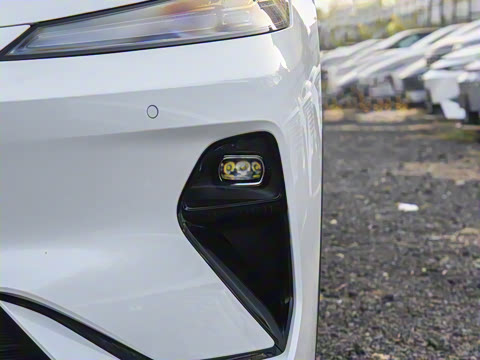 2026�� 660Ultra��ΪǬ��ADS SE��