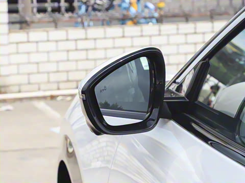 2025�� ����200 Pro