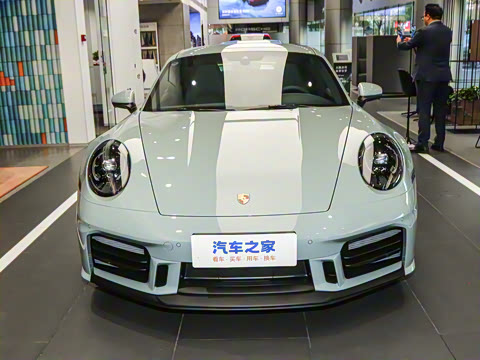 2026�� Carrera 3.0T