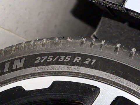 2025�� 702 ������ Ultra