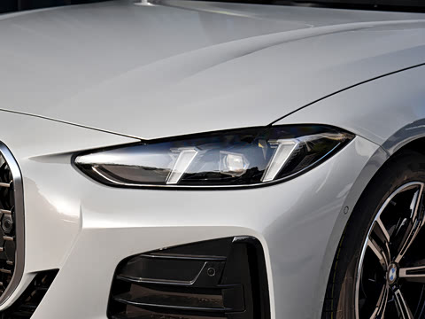 2026�� 425i M�˶���װ