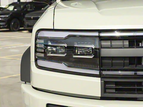 2025�� 210KM ����Ultra��