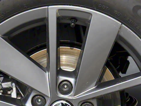 2026�� ���L 300TSI ��а�