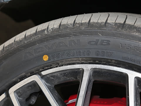 2026�� 2.0T 405 AT������