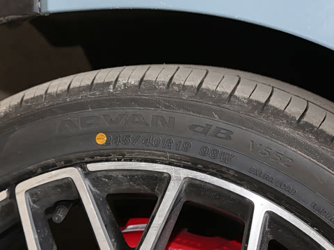 2026�� 2.0T 405 AT������