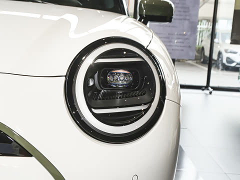 2025�� PAUL SMITH ���ʦ��