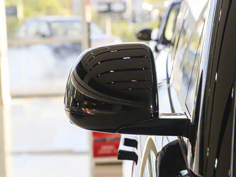 2025�� 3.0 L6 400PS �����ӳ���