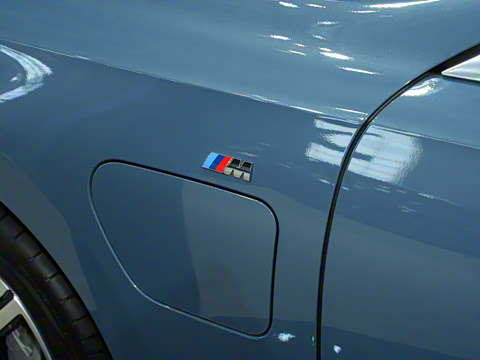 2023�� xDrive60L M�˶���װ