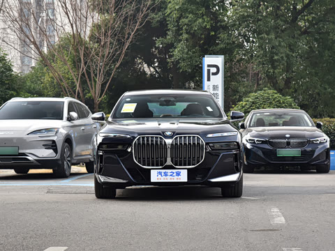 2026�� 740Li ������ M�˶���װ