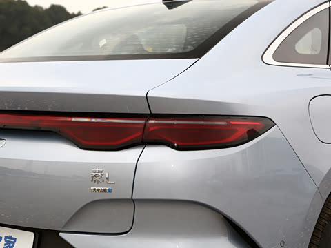 2025�� EV 470KM������