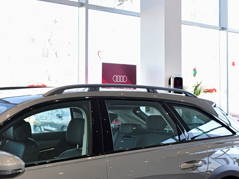 2025�� allroad quattro 55 TFSI ��̽�ռ�