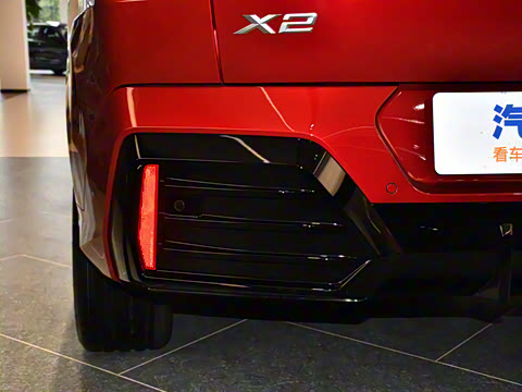 2025�� sDrive25i M�˶���װ