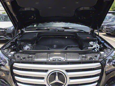 2025�� �Ŀ� GLS 450 4MATIC ʱ����