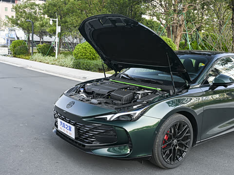 2026�� 2.0T Trophy+ �����Ǽݰ�